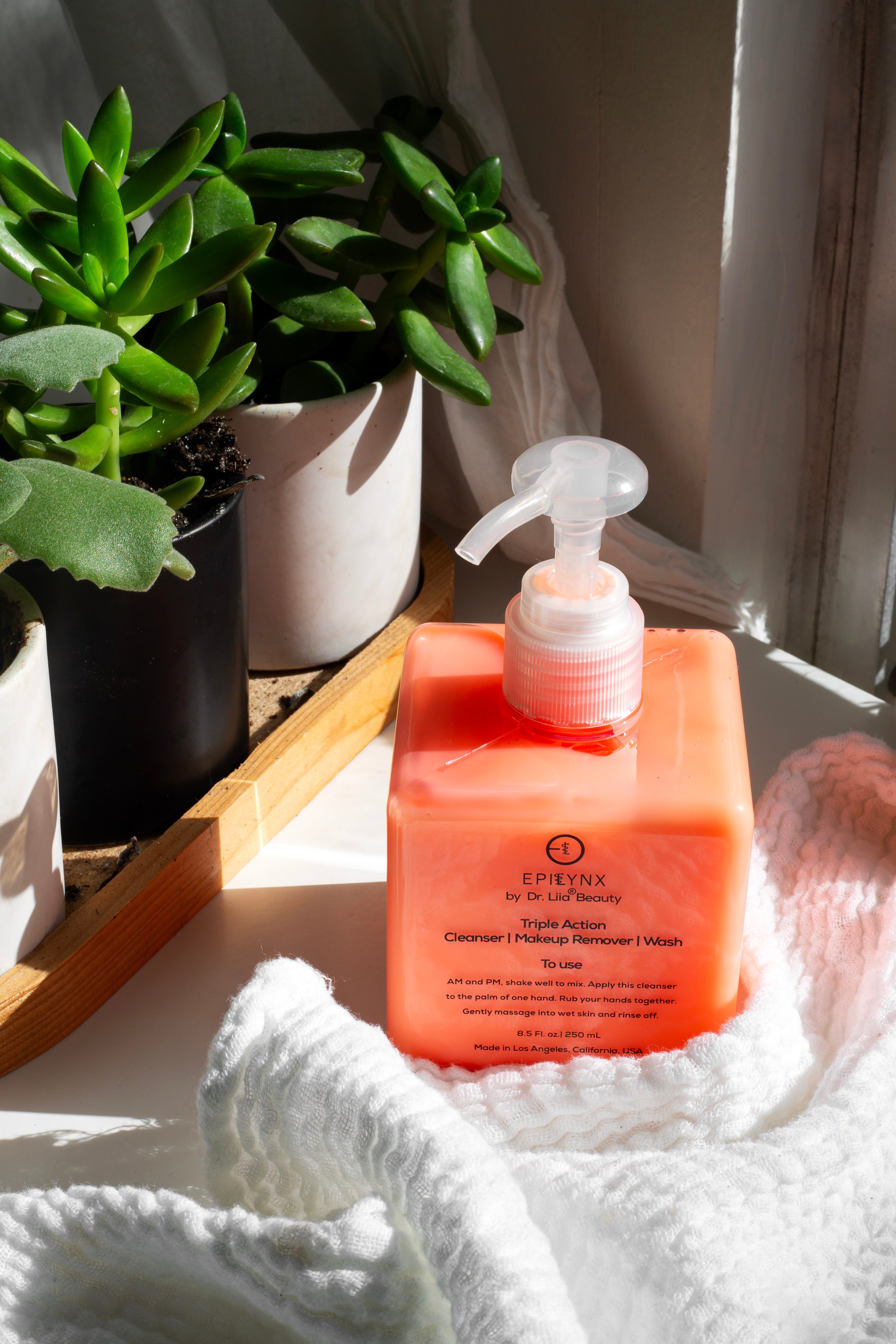 Gentle Hydrating Facial Cleanser ā Aloe, Cucumber & Antioxidants (Nut-Free, Gluten-Free, Vegan)