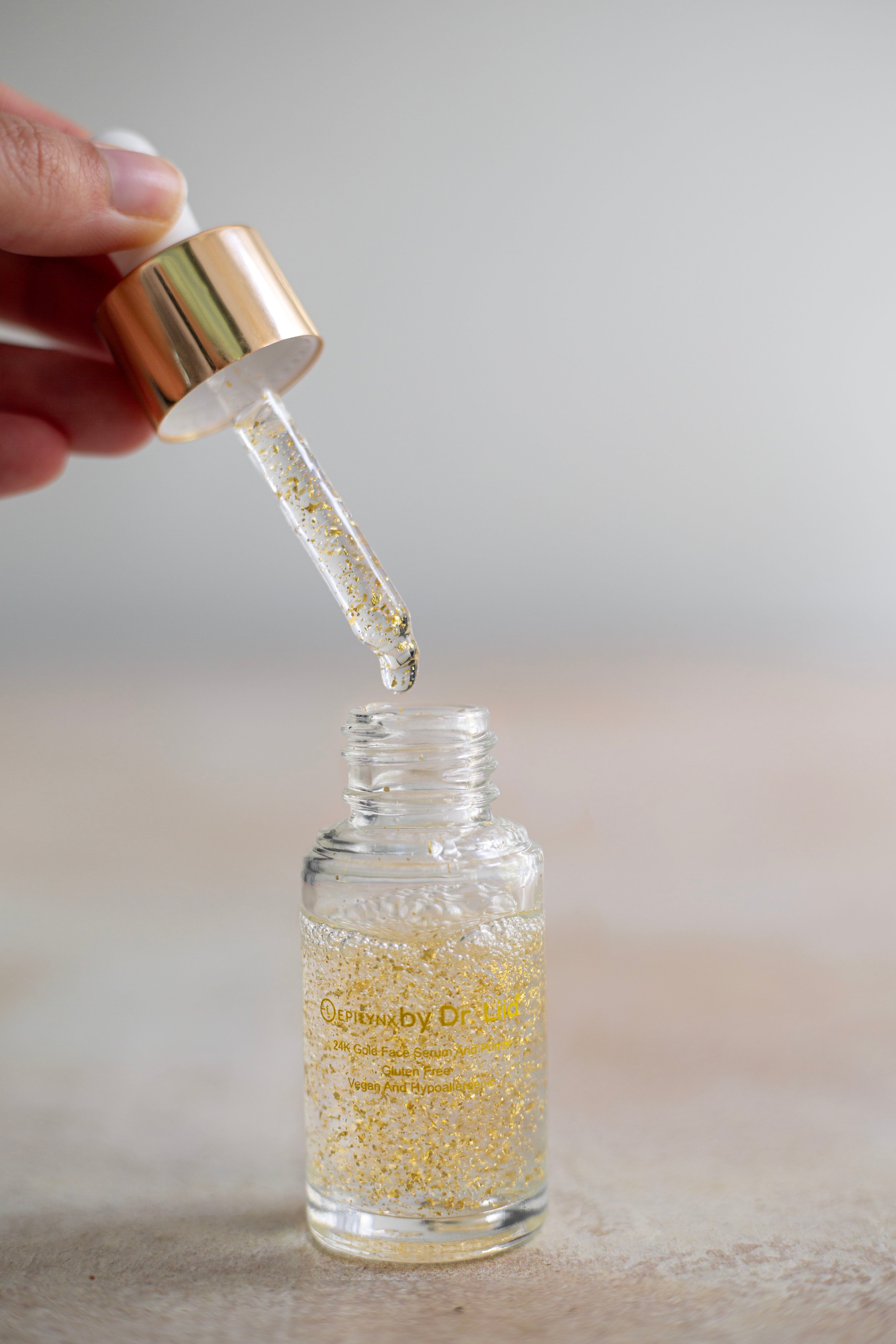 24K Gold Radiance Concentrate Serum ā Vegan, Gluten-Free Hydrating & Illuminating Formula