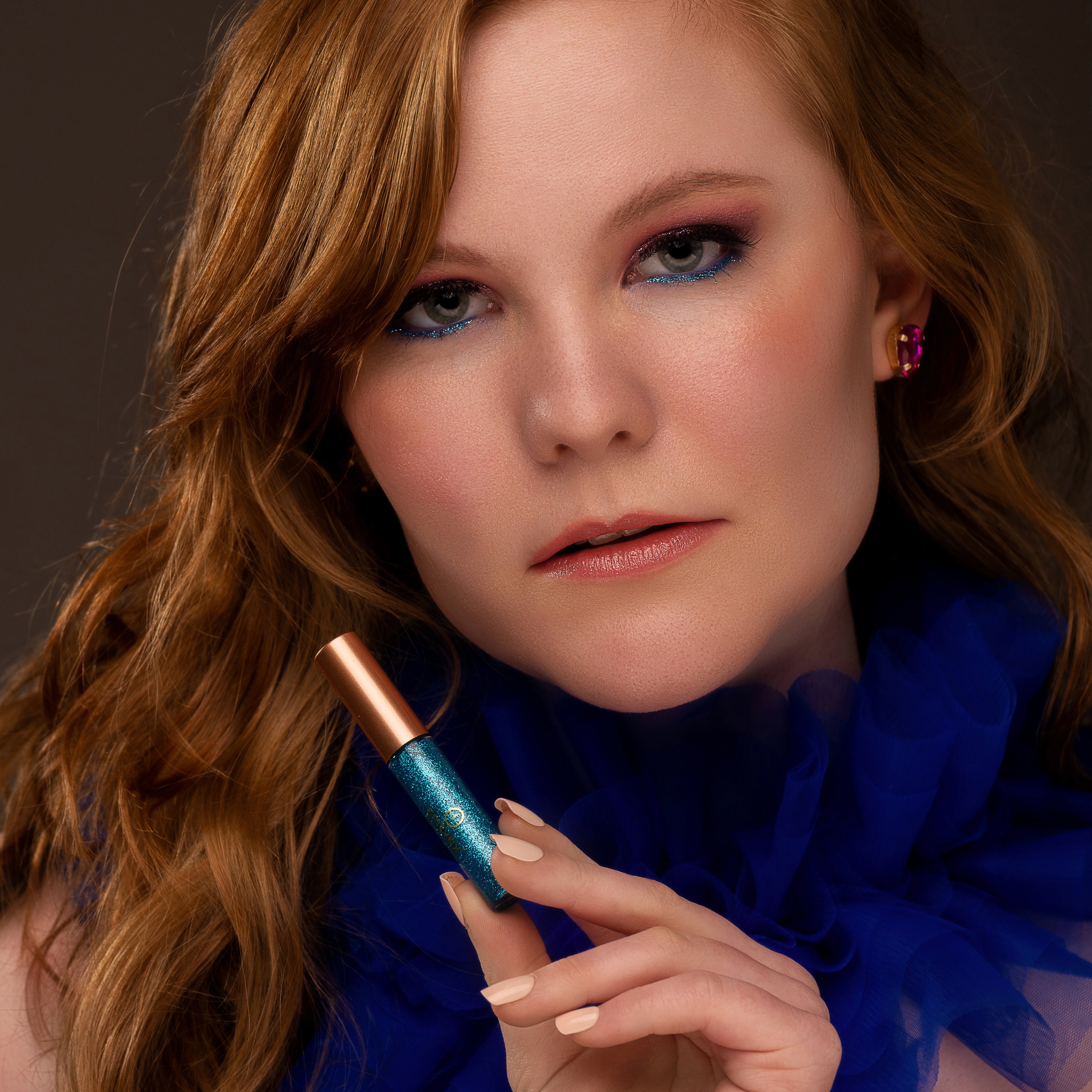 Gluten-Free, Vegan Glitter Blue Eyeliner - For Shimmer & Shine in Your Eyes