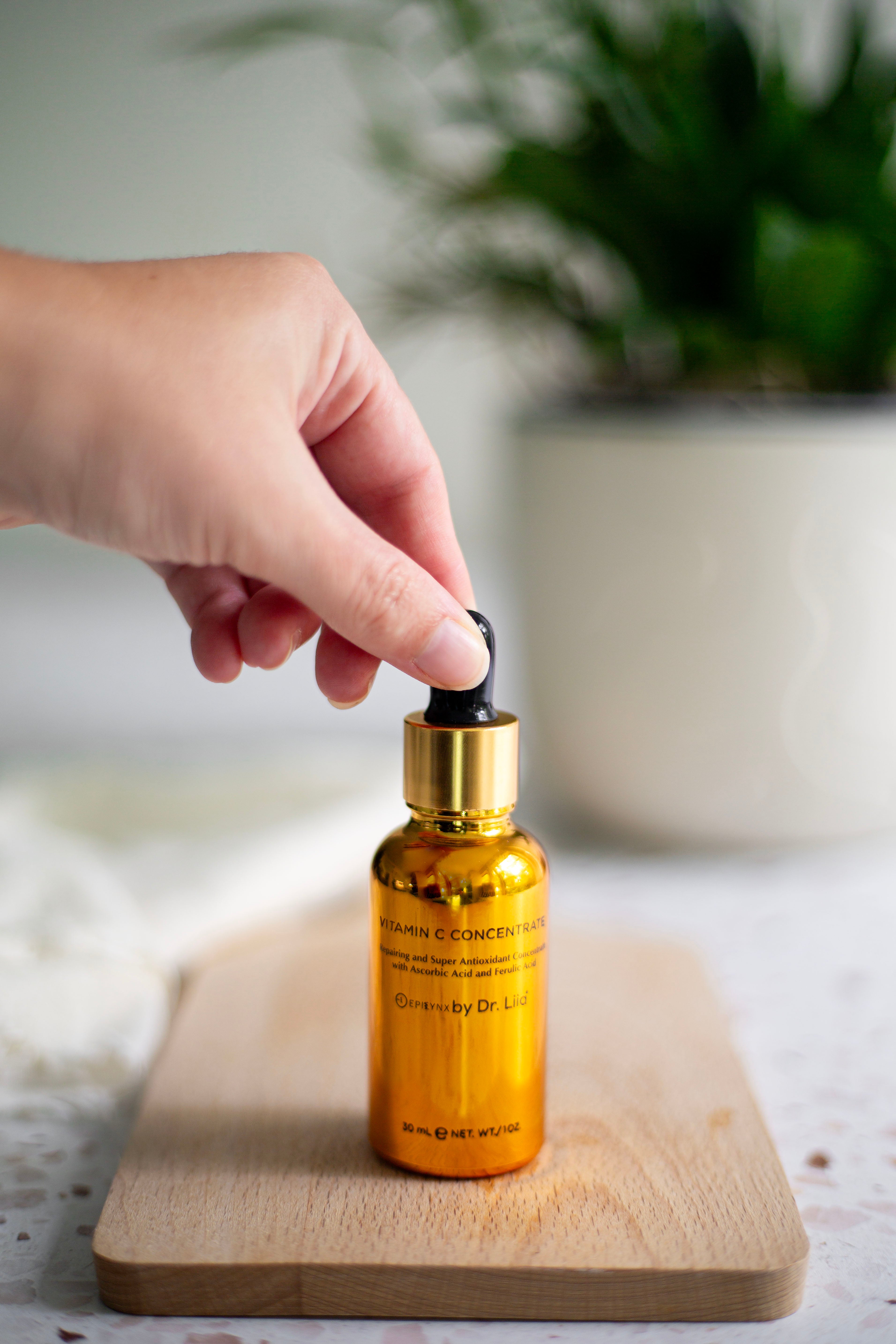 Best Vitamin C Serum for Sensitive Skin and Brightening
