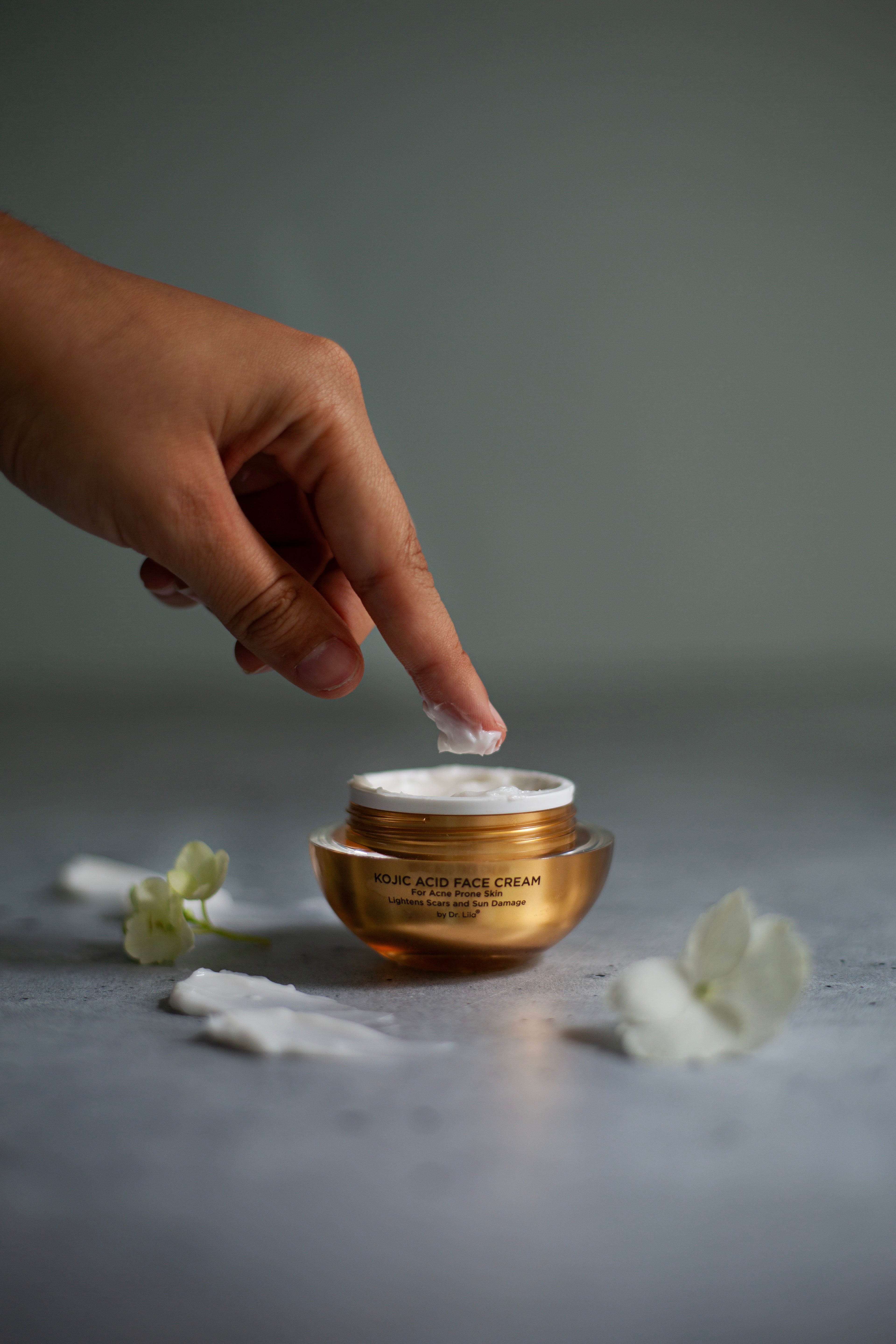 Kojic Acid Brightening Face Cream – Vegan, Gluten-Free & Acne-Prone Skin Friendly