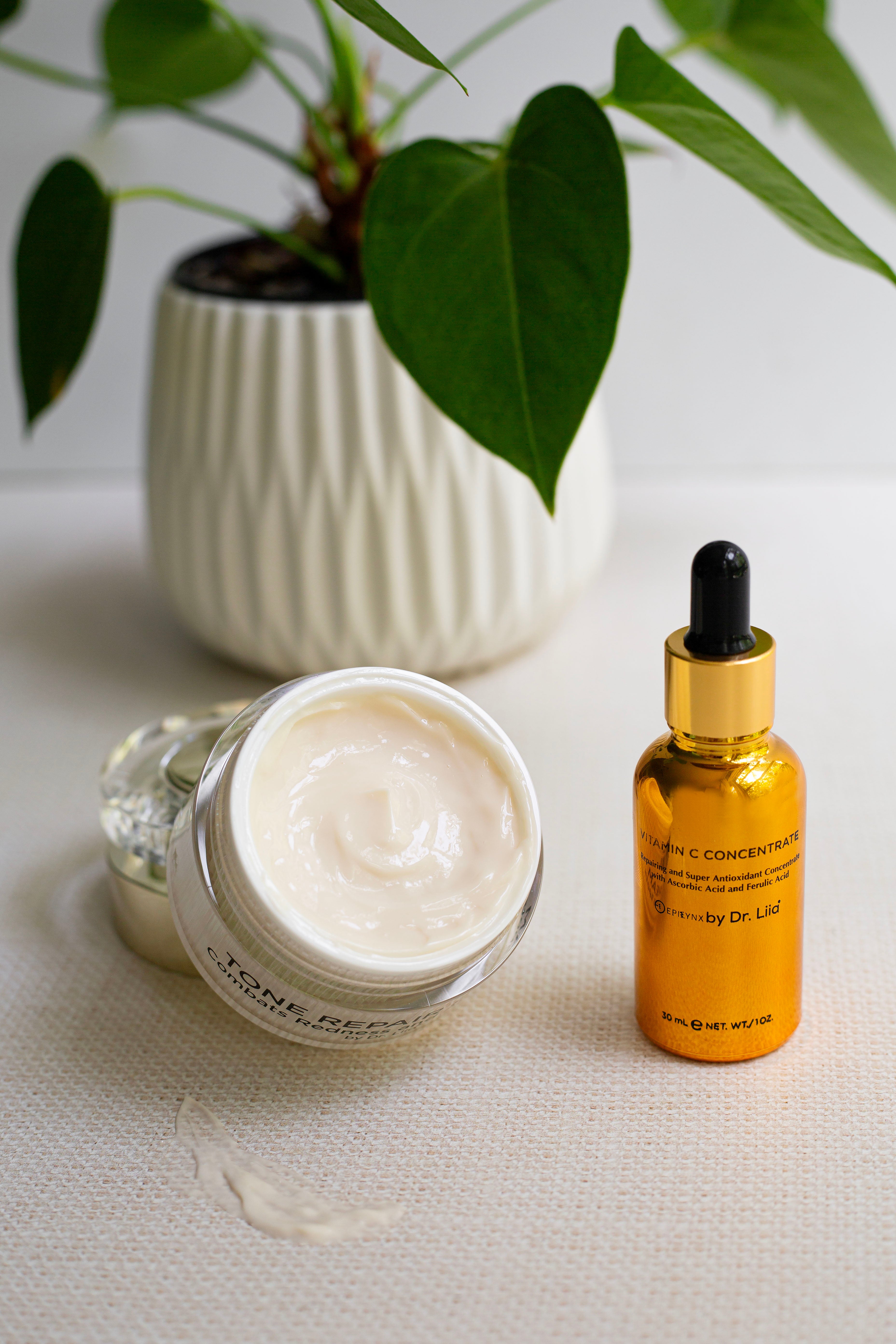 Skin Brightening Cream and Vitamin C Natural Face Moisturizer