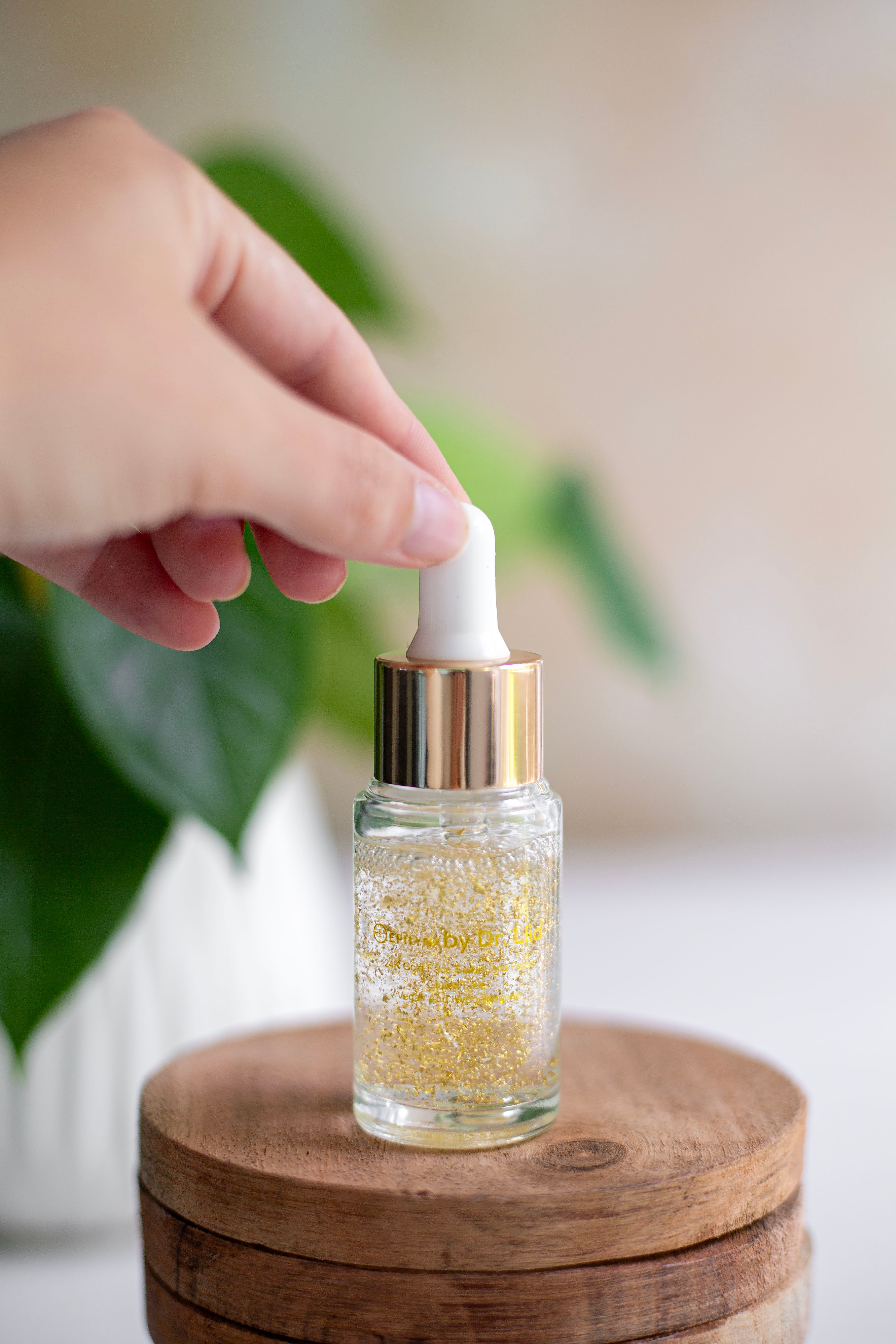 24 Karat Gold Illuminating Glow Serum