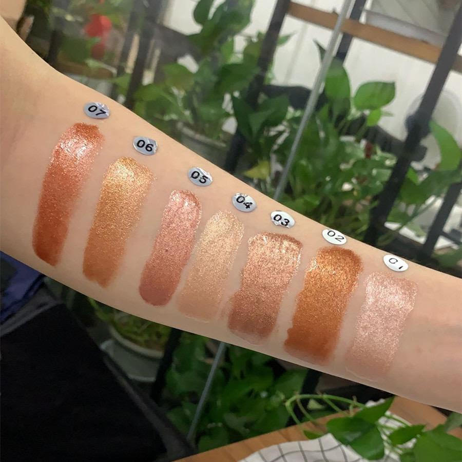 Gluten-Free, Vegan Liquid Face Highlighter Drops for a Perfect Glow